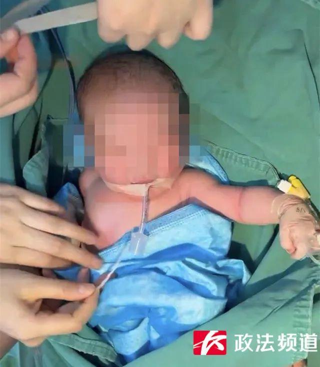 八个月孕妇肚子胀硬的原因与应对措施